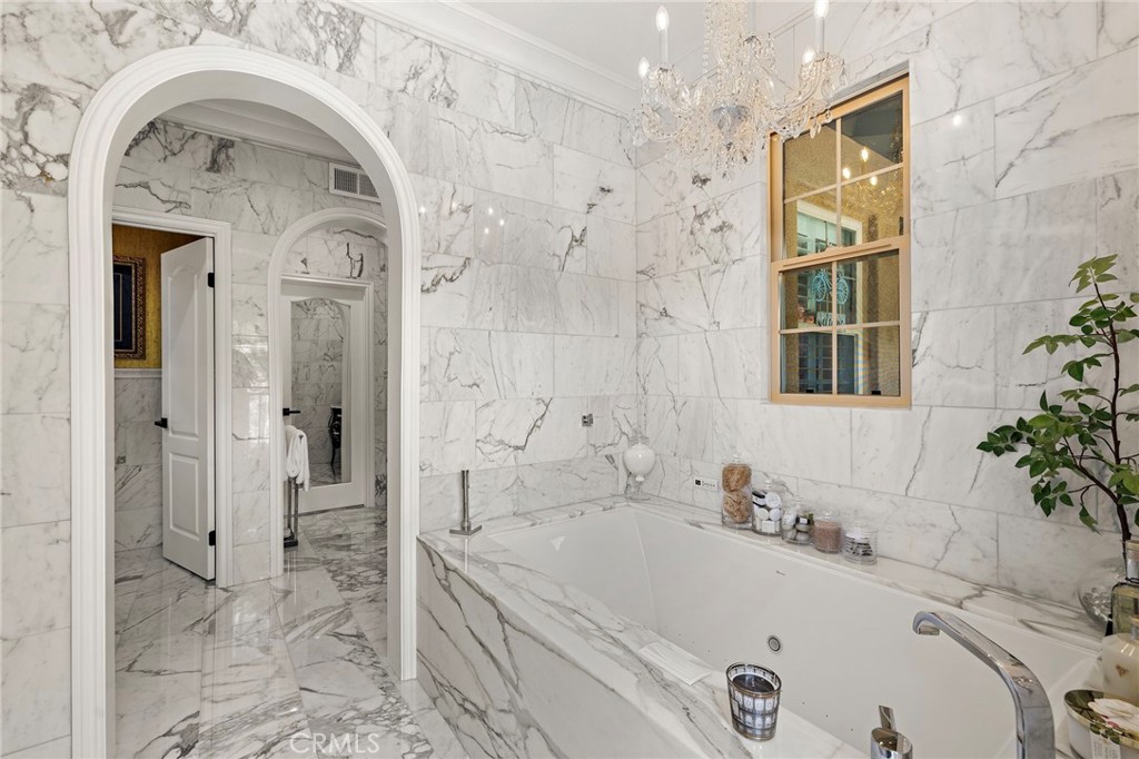 28 Tuscany Property Photo 27