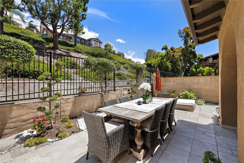 28 Tuscany Property Photo 38