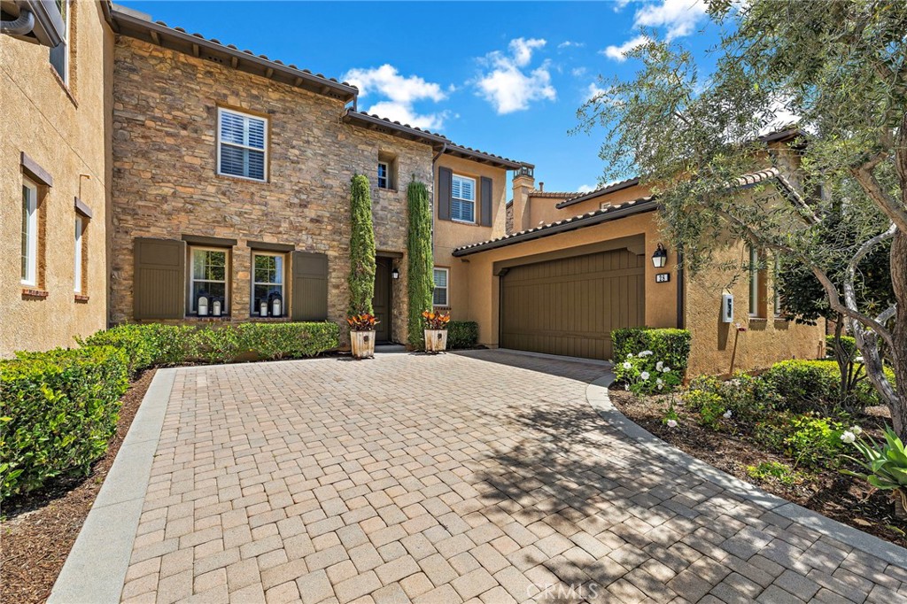 28 Tuscany Property Photo 41