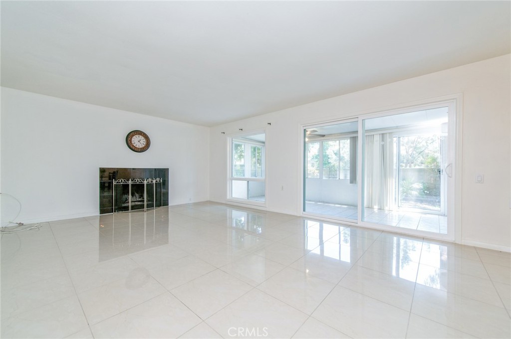 5529 Via La Mesa A Property Photo 16
