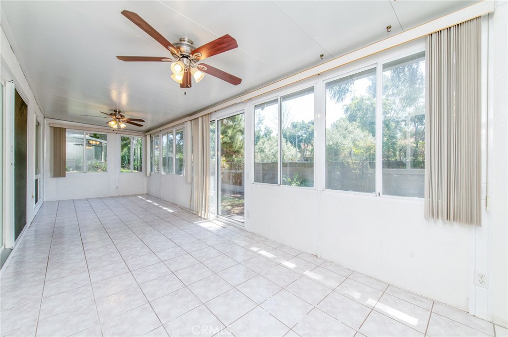 5529 Via La Mesa A Property Photo 18