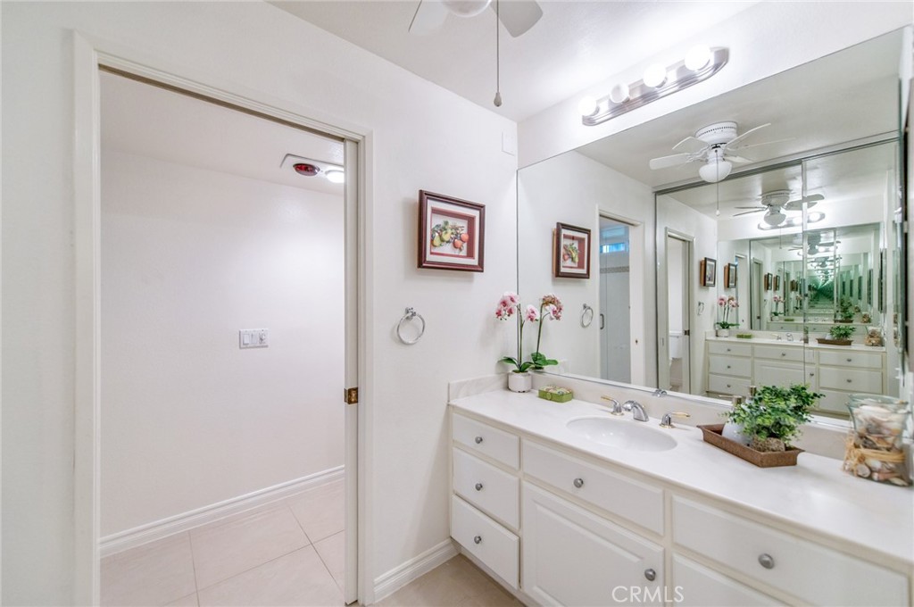 5529 Via La Mesa A Property Photo 22