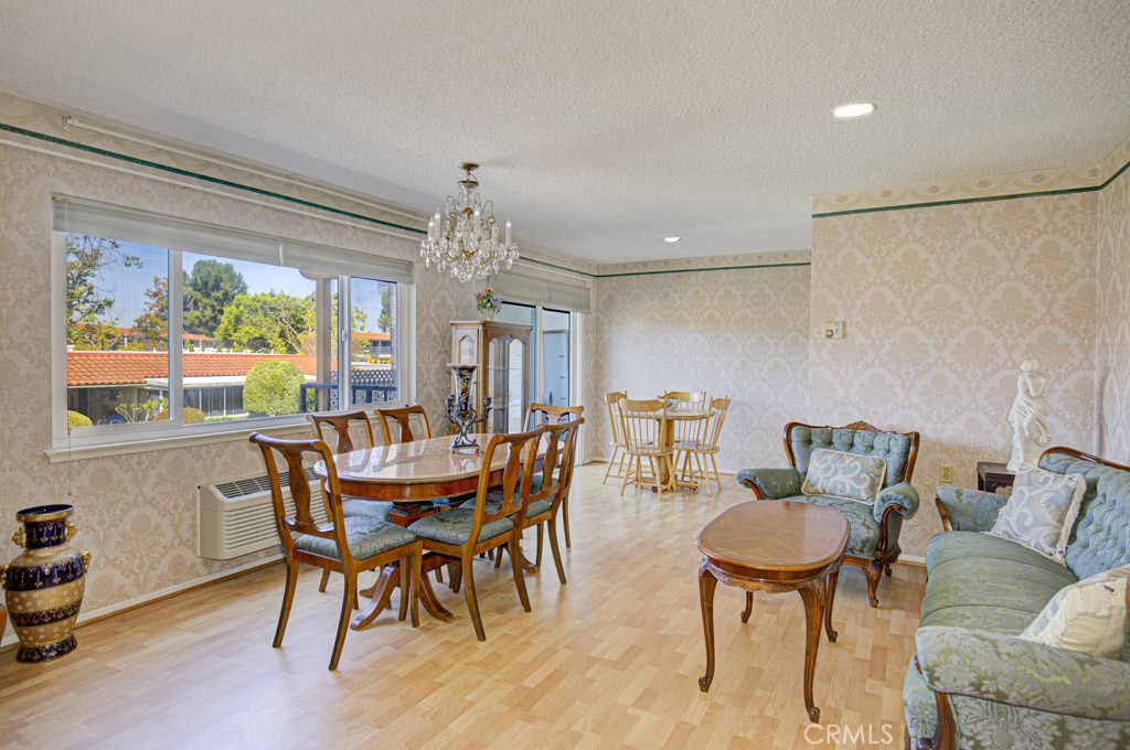 2320 Via Puerta, #b Property Photo 3