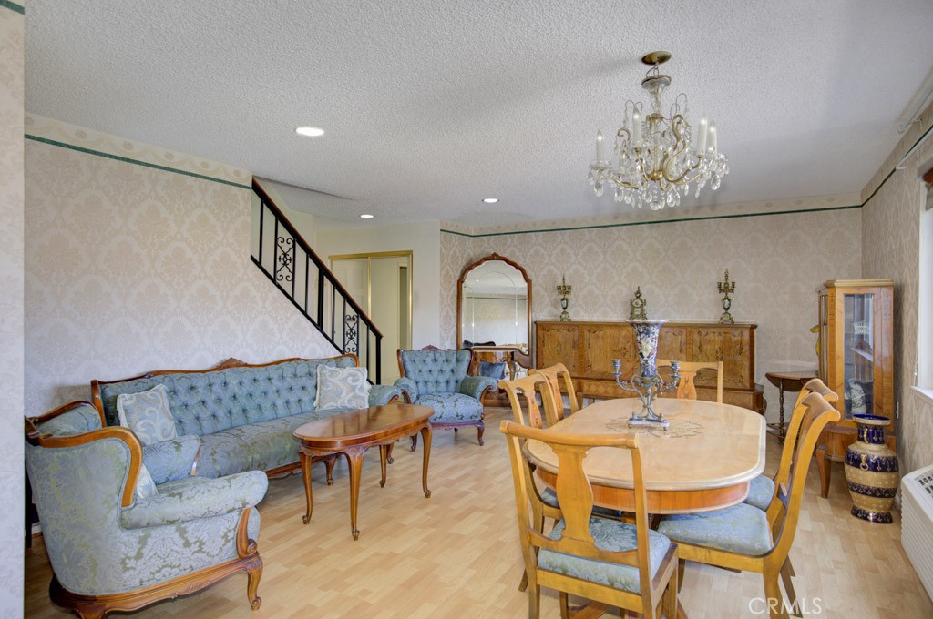 2320 Via Puerta, #b Property Photo 5