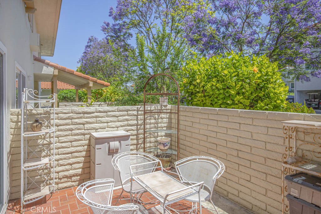 2320 Via Puerta, #b Property Photo 22