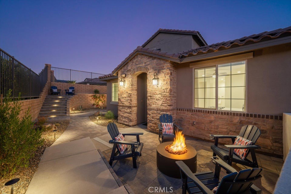 80118 Whisper Rock Property Photo 1