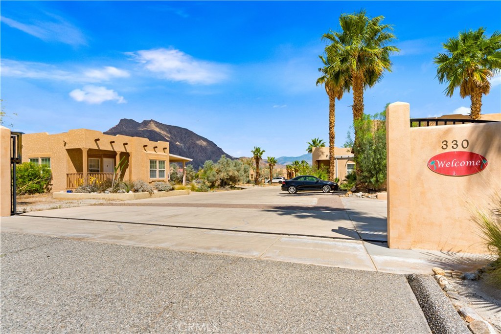 330 Palm Canyon Dr Property Photo 1