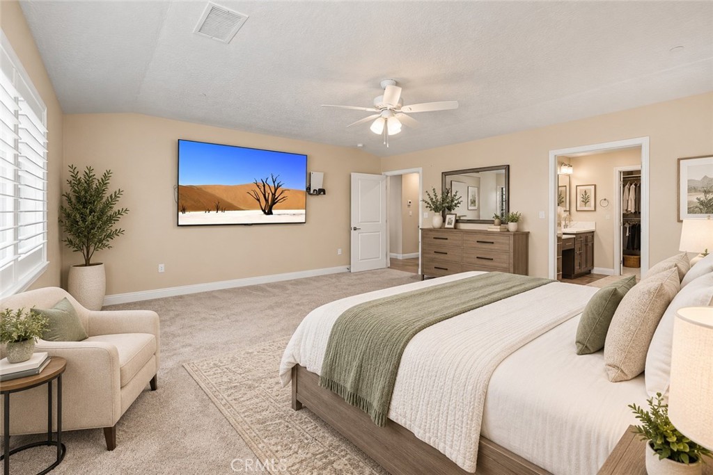 18332 Catalpa Property Photo 10