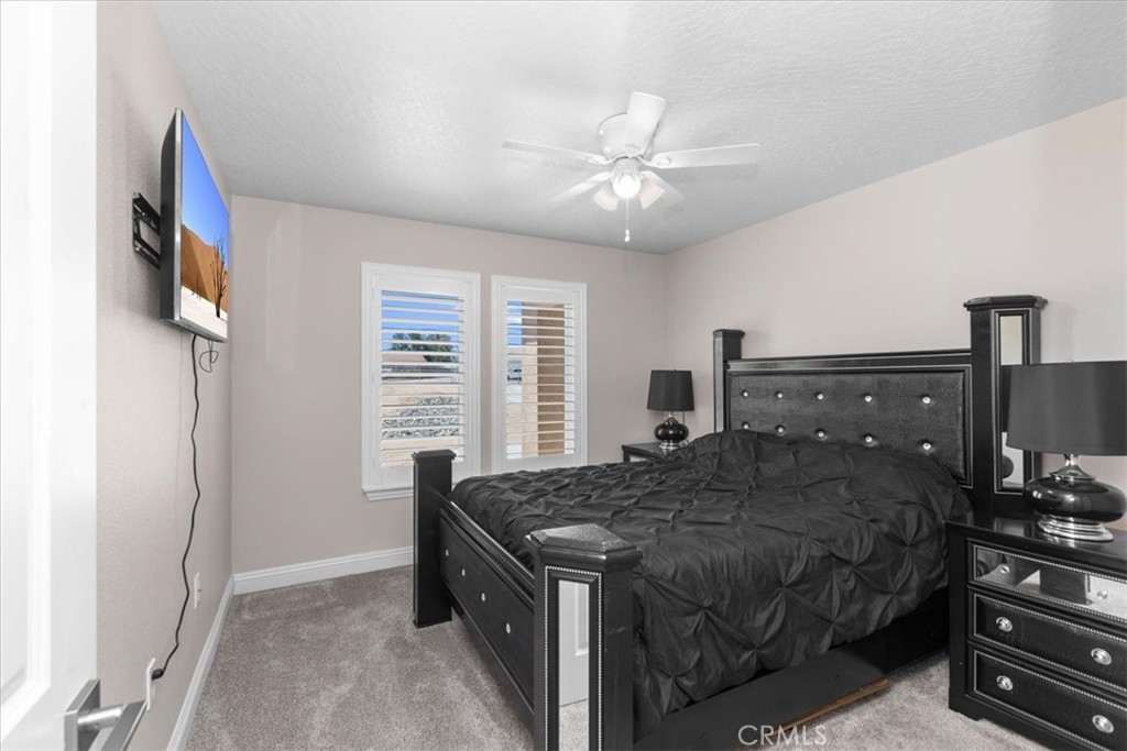 18332 Catalpa Property Photo 15