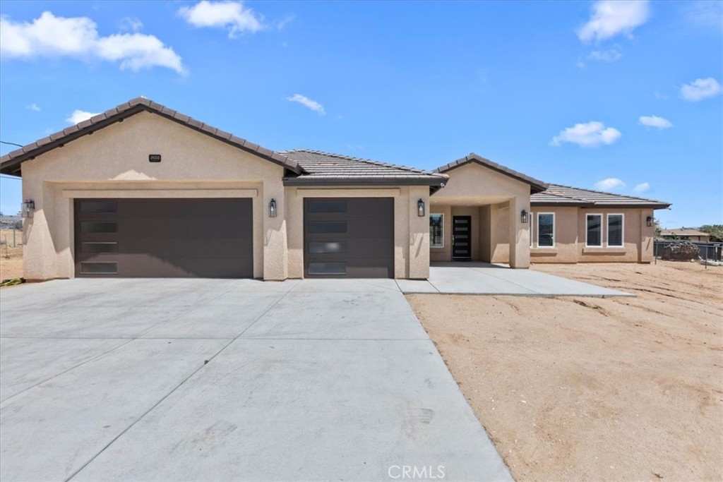 18332 Catalpa Property Photo 26