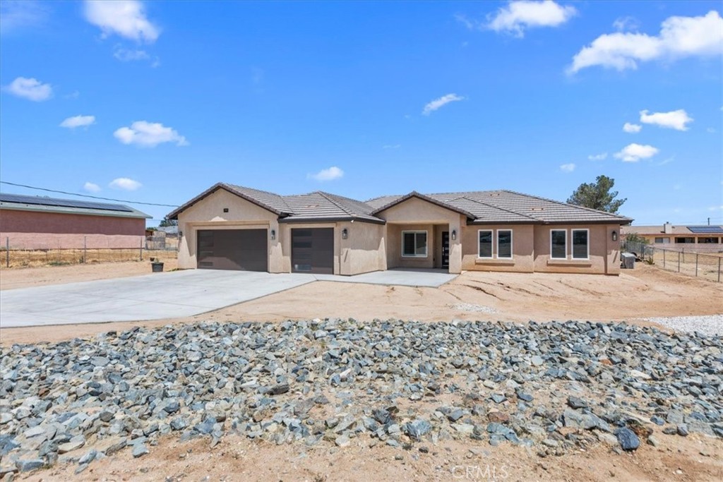 18332 Catalpa Property Photo 27