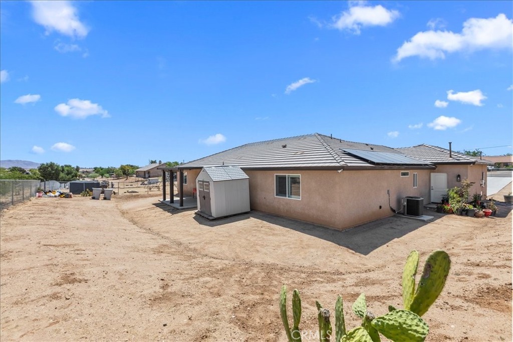 18332 Catalpa Property Photo 29