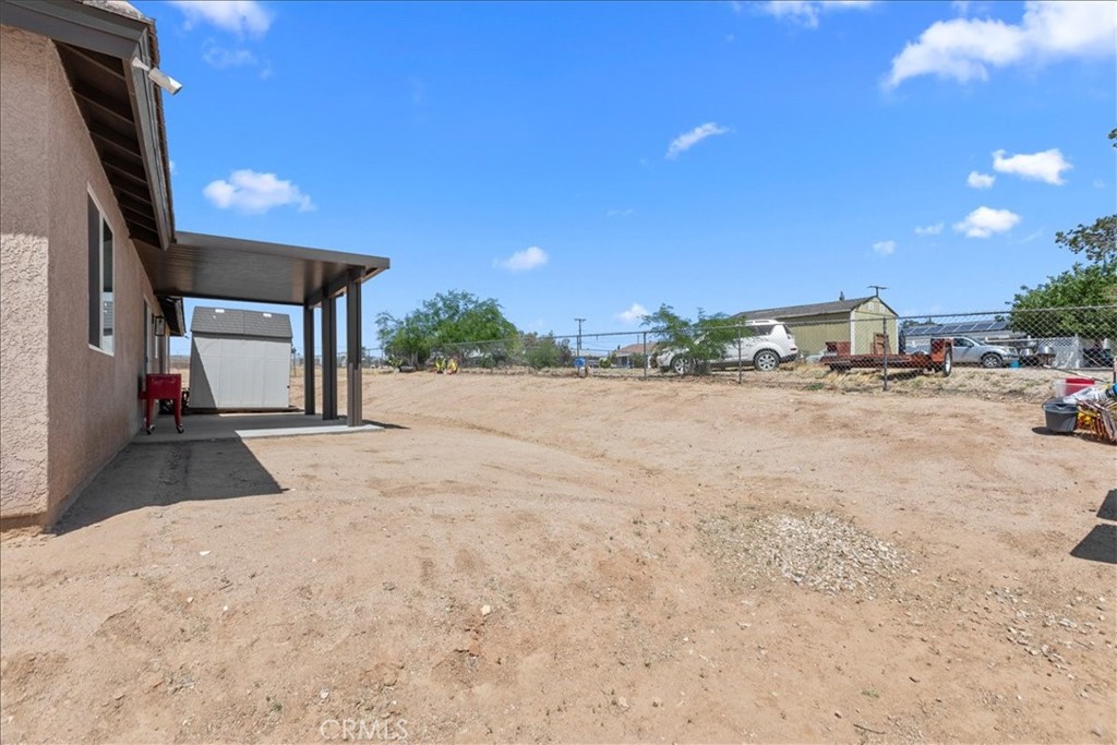 18332 Catalpa Property Photo 31