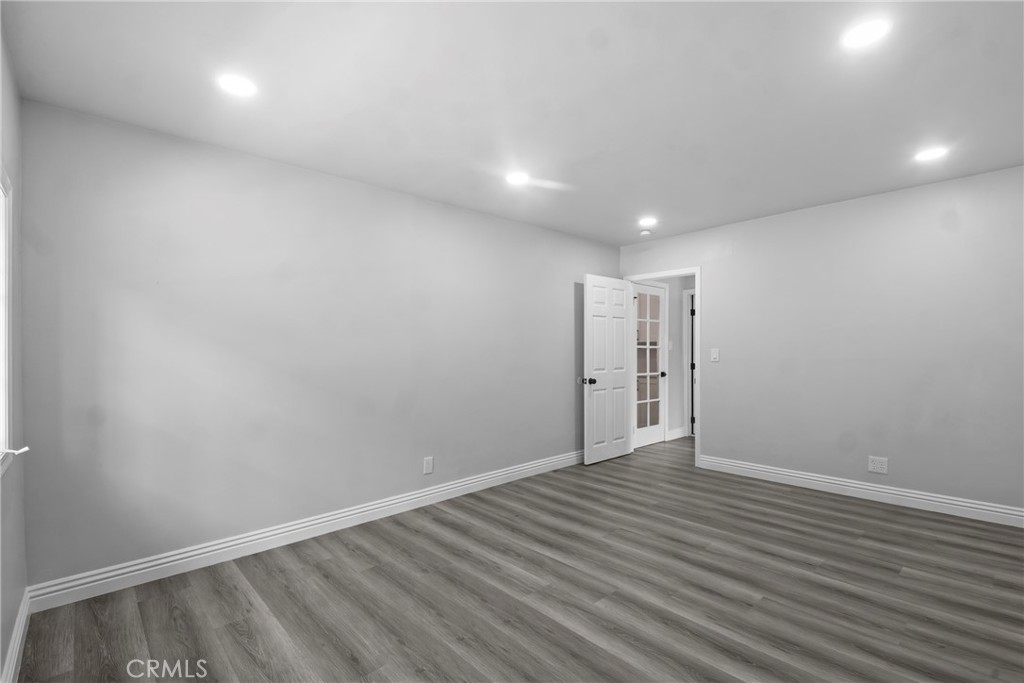 5334 S Victoria Property Photo 31