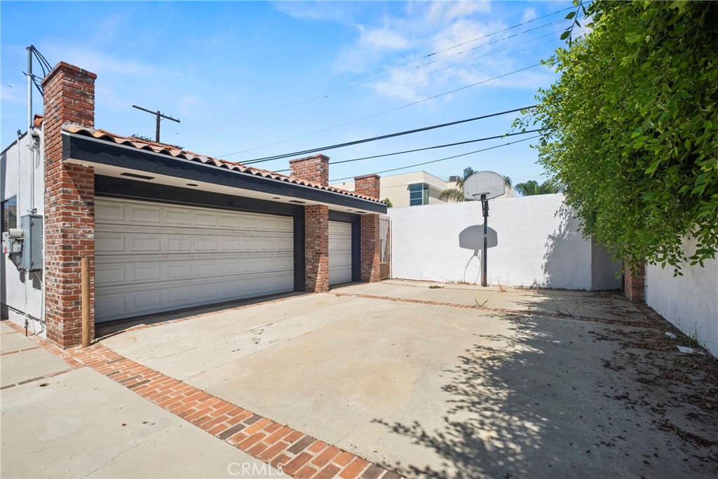 5334 S Victoria Property Photo 50