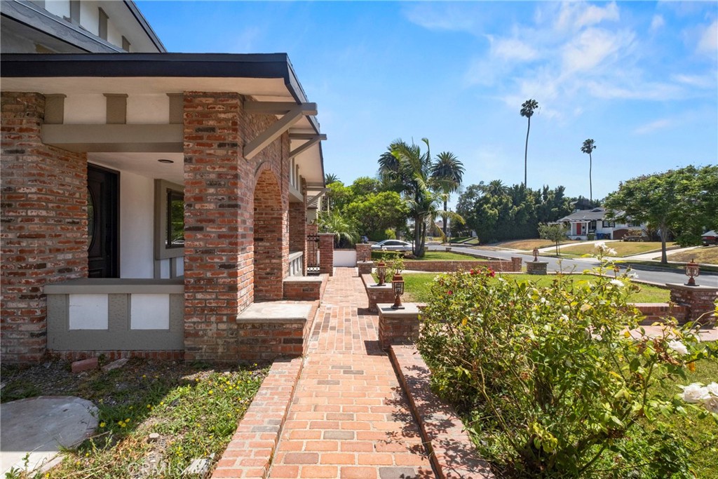 5334 S Victoria Property Photo 57