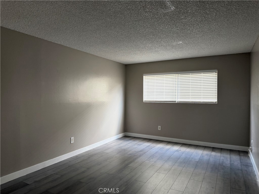 619 S Cypress B Property Photo 13