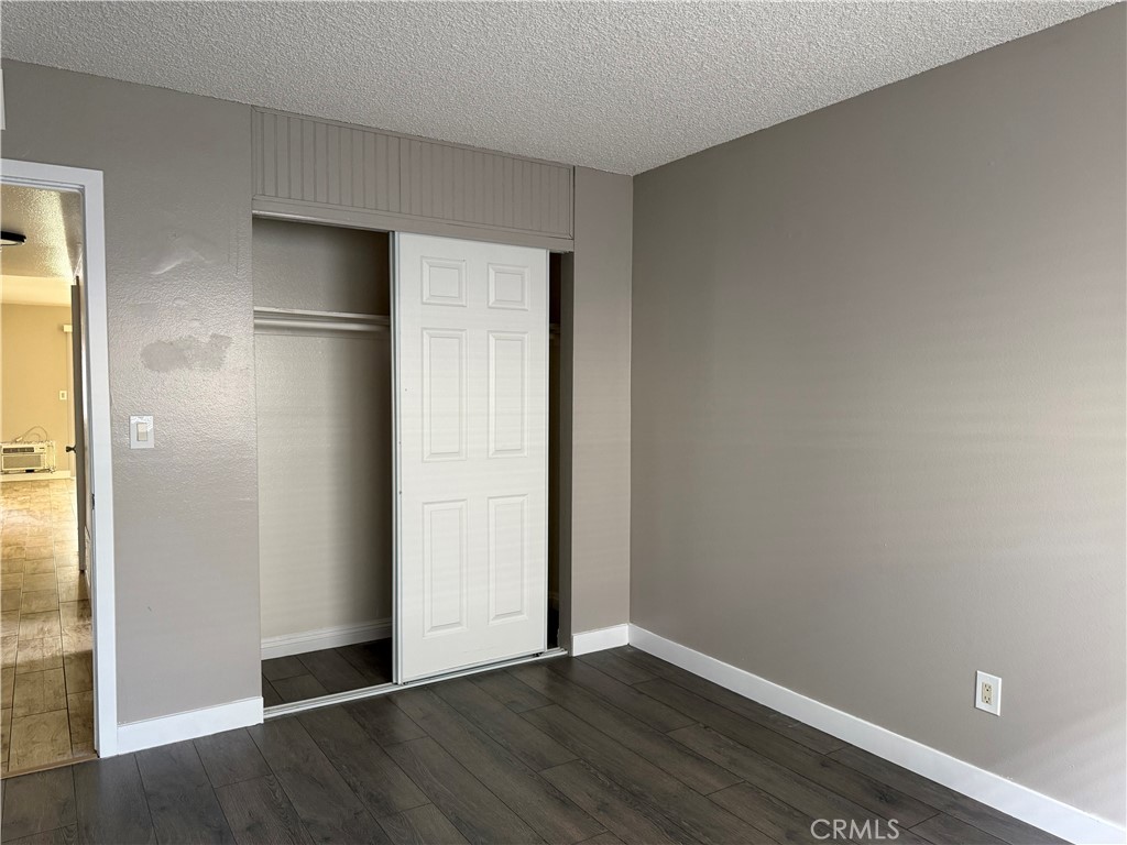 619 S Cypress B Property Photo 14