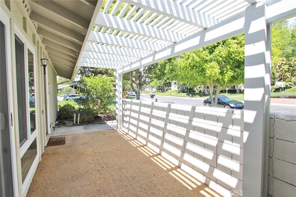 515 Calle Aragon Unit B Property Photo 14