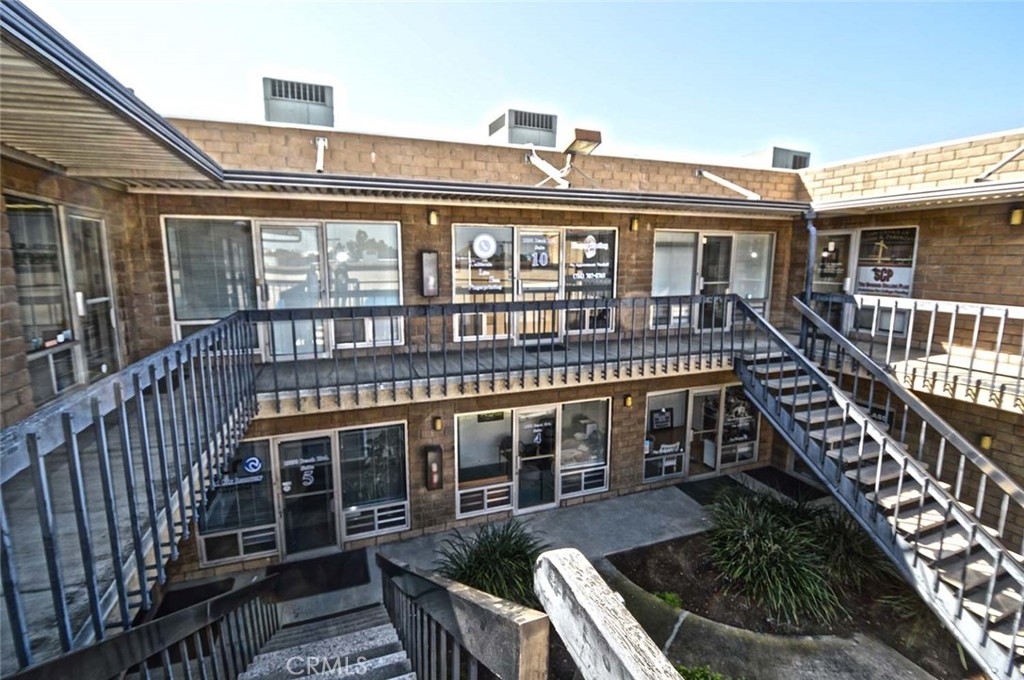 18090 #4 Beach Property Photo 2