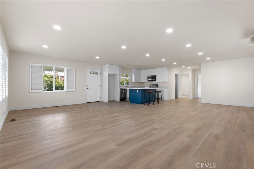 16222 Monterey Lane 379 Property Photo 7