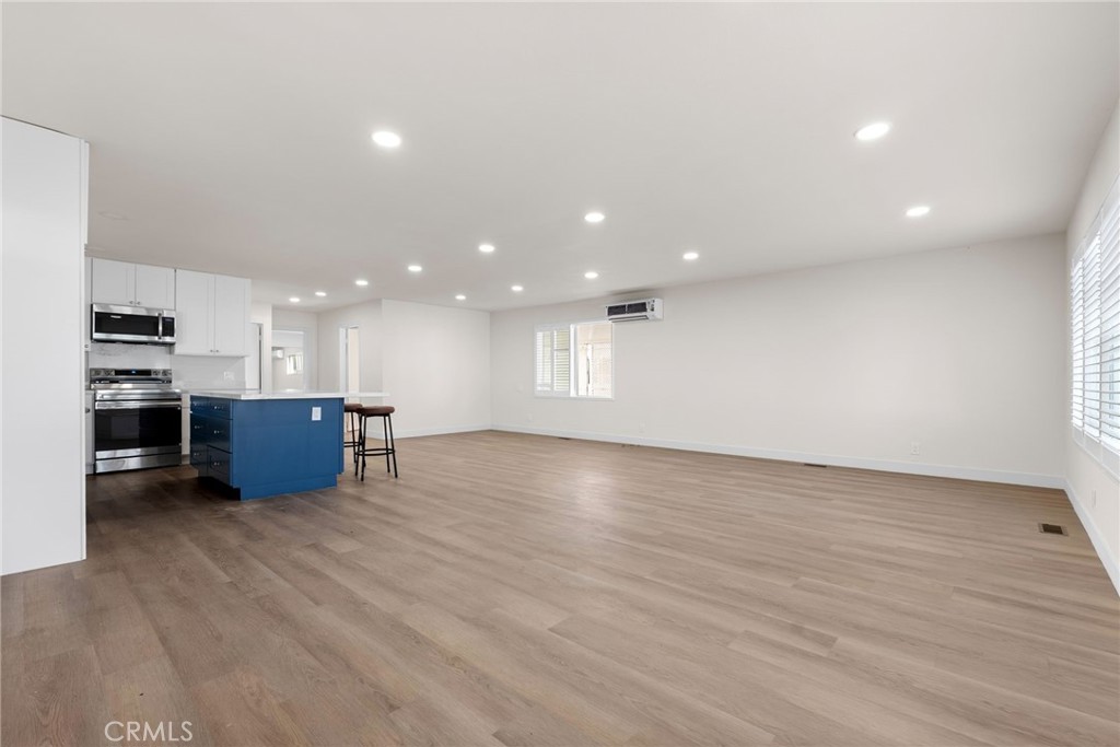 16222 Monterey Lane 379 Property Photo 8