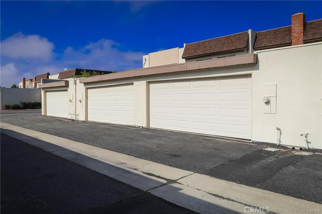 9742 Villa Pacific Property Photo 34