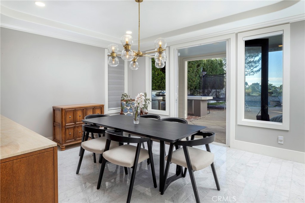 19531 Peninsula Property Photo 6