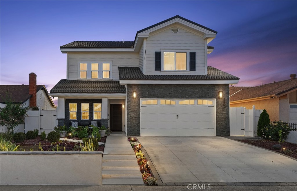4652 Charnock Property Photo 1