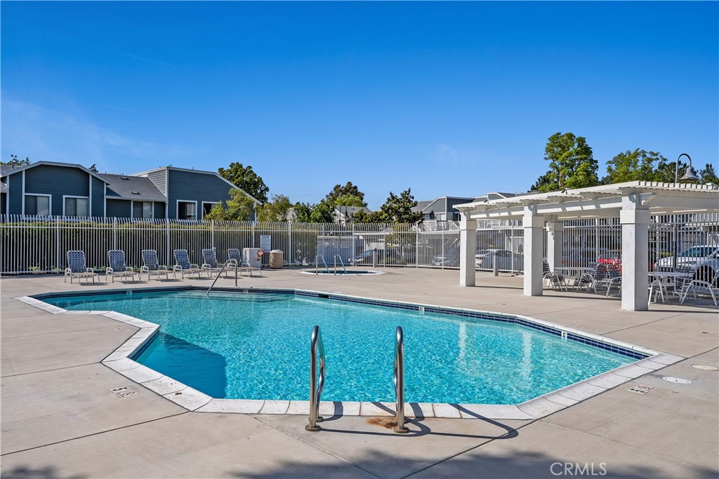 177 Huntington Property Photo 12
