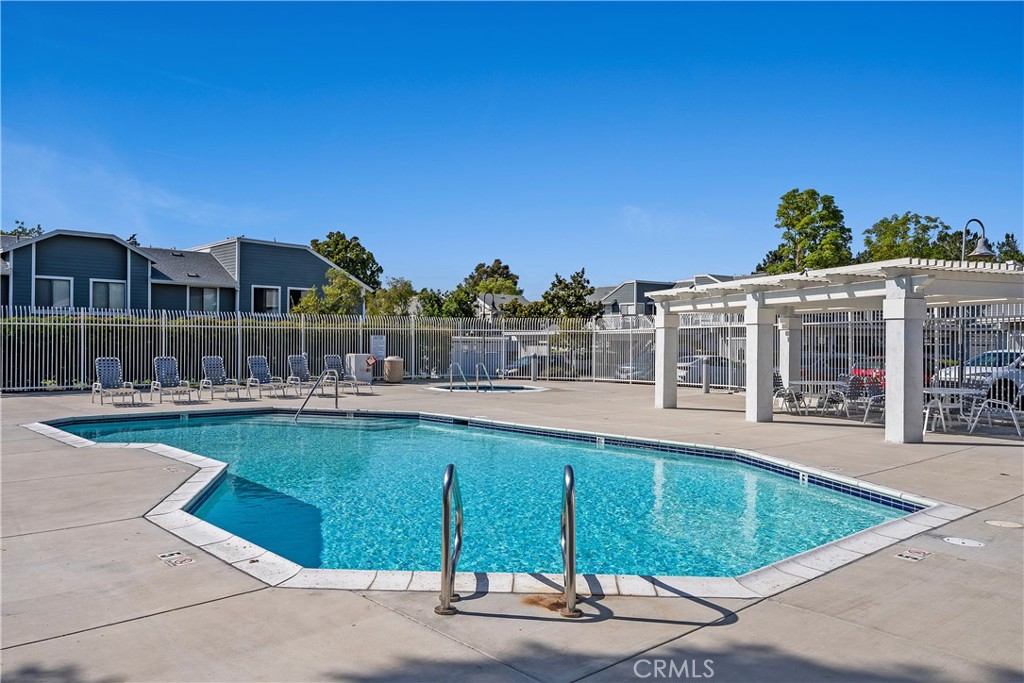 177 Huntington Property Photo 13
