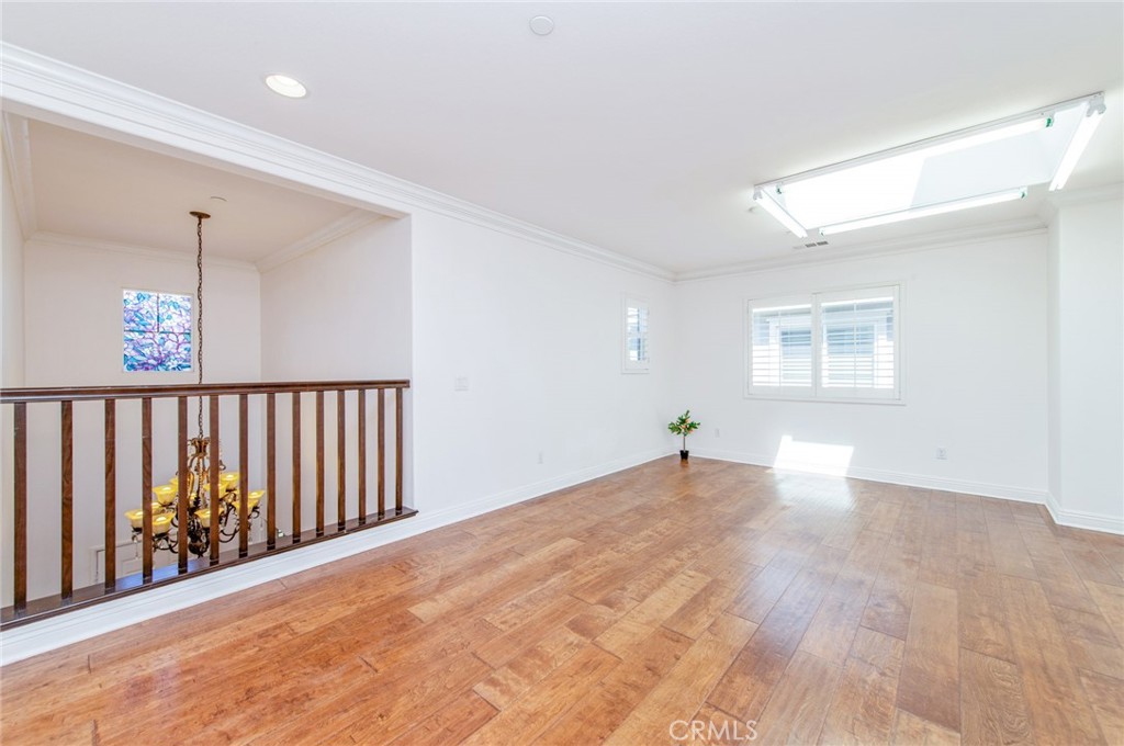 13925 Barnett Property Photo 14