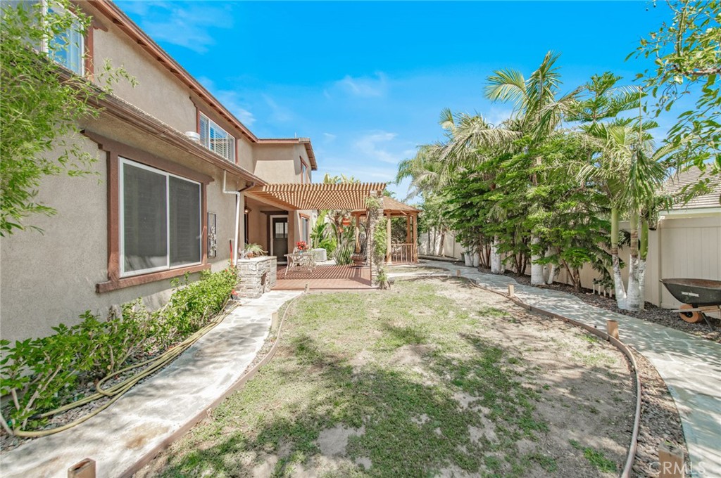 13925 Barnett Property Photo 21