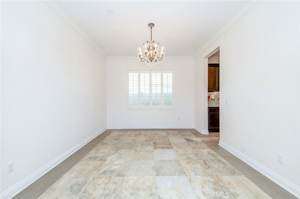 13925 Barnett Property Photo 31
