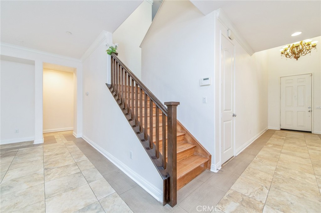 13925 Barnett Property Photo 36