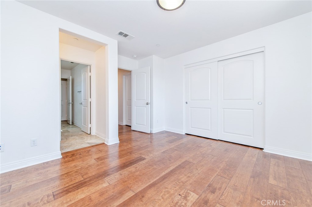 13925 Barnett Property Photo 37