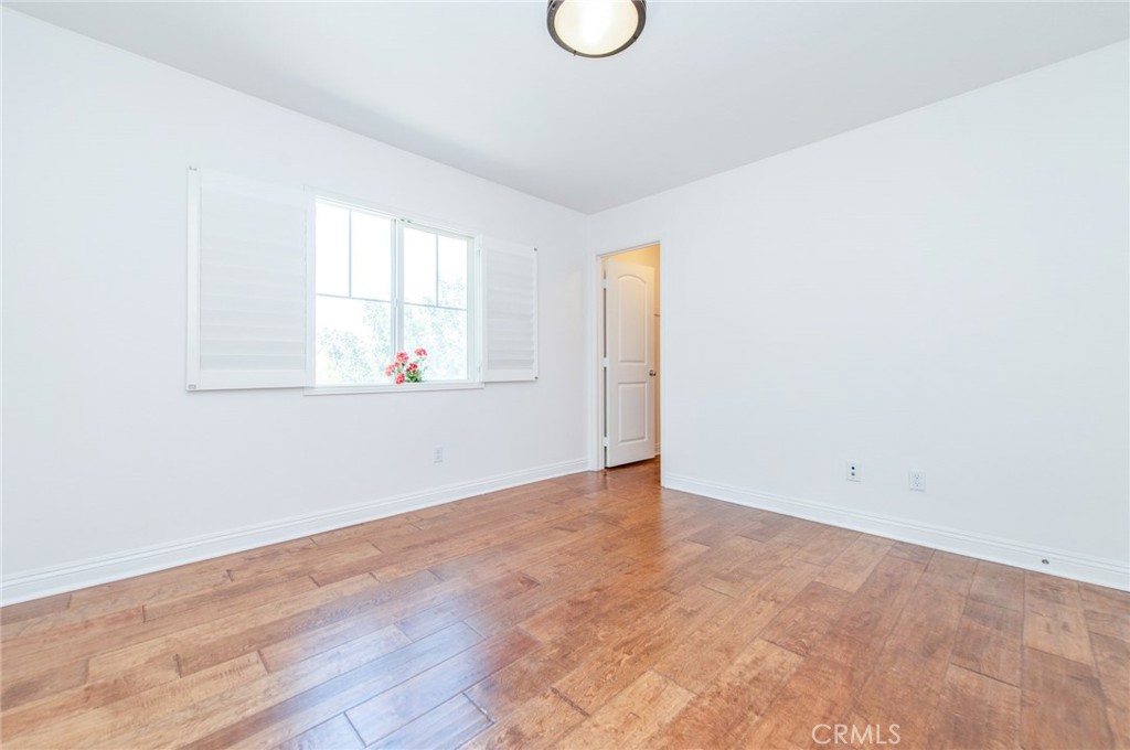 13925 Barnett Property Photo 39