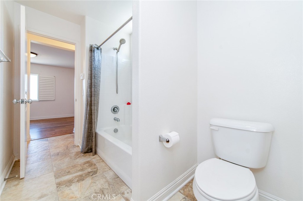 13925 Barnett Property Photo 59