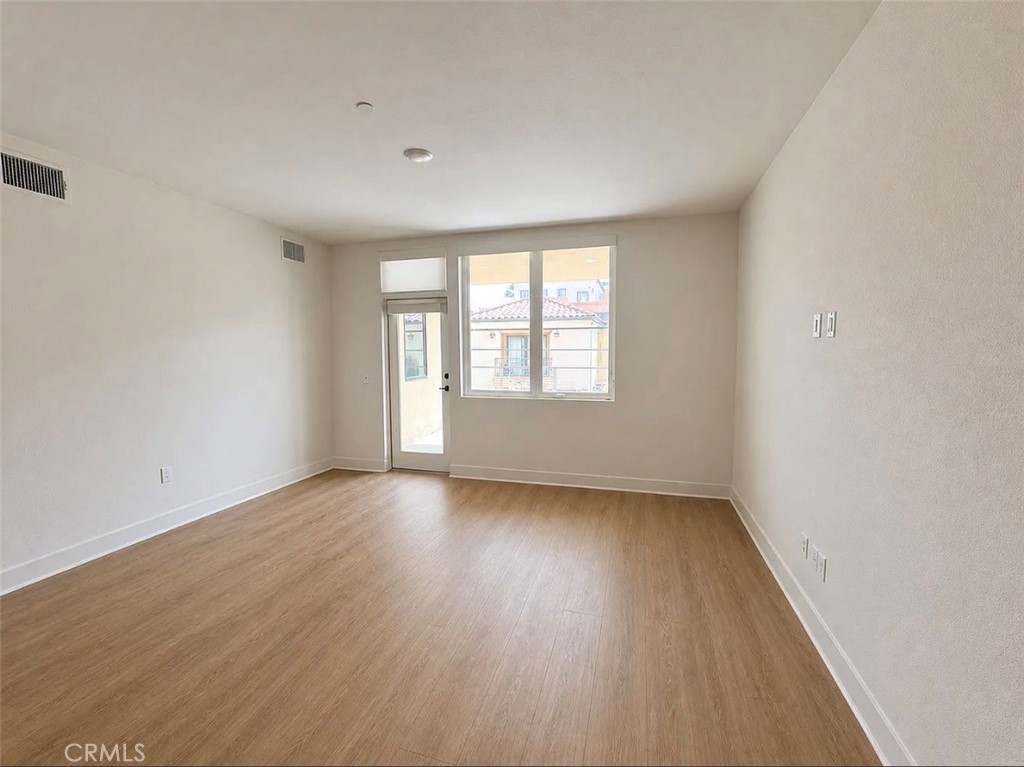 414 Main St Unit 210 Property Photo 12