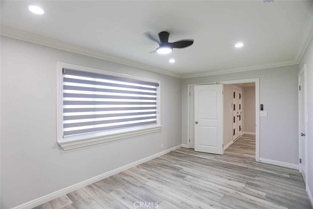 8872 Montrose Avenue Property Photo 11