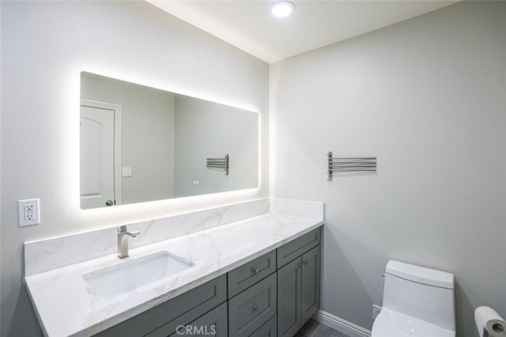 8872 Montrose Avenue Property Photo 21