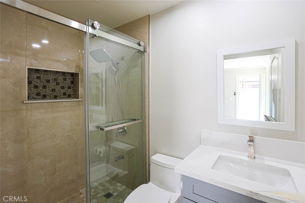 8872 Montrose Avenue Property Photo 34