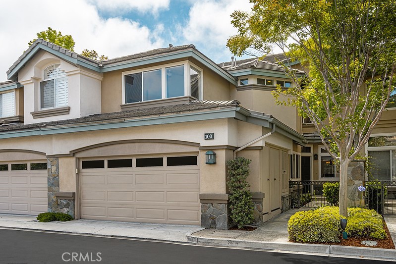 100 Stoney Pointe