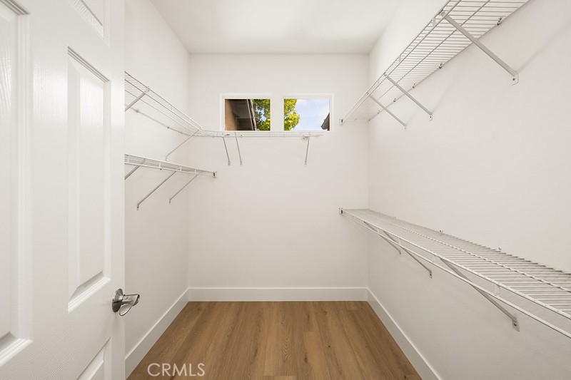 100 Stoney Pointe Property Photo 24