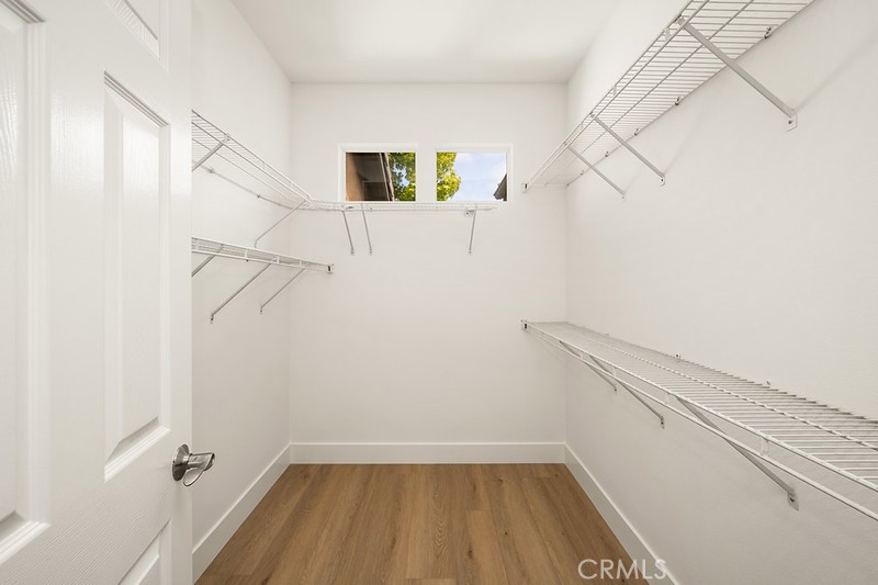 100 Stoney Pointe Property Photo 24