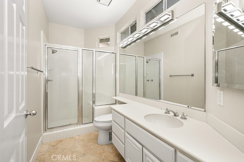 100 Stoney Pointe Property Photo 30