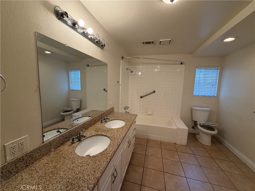 7741 Zelzah Property Photo 8