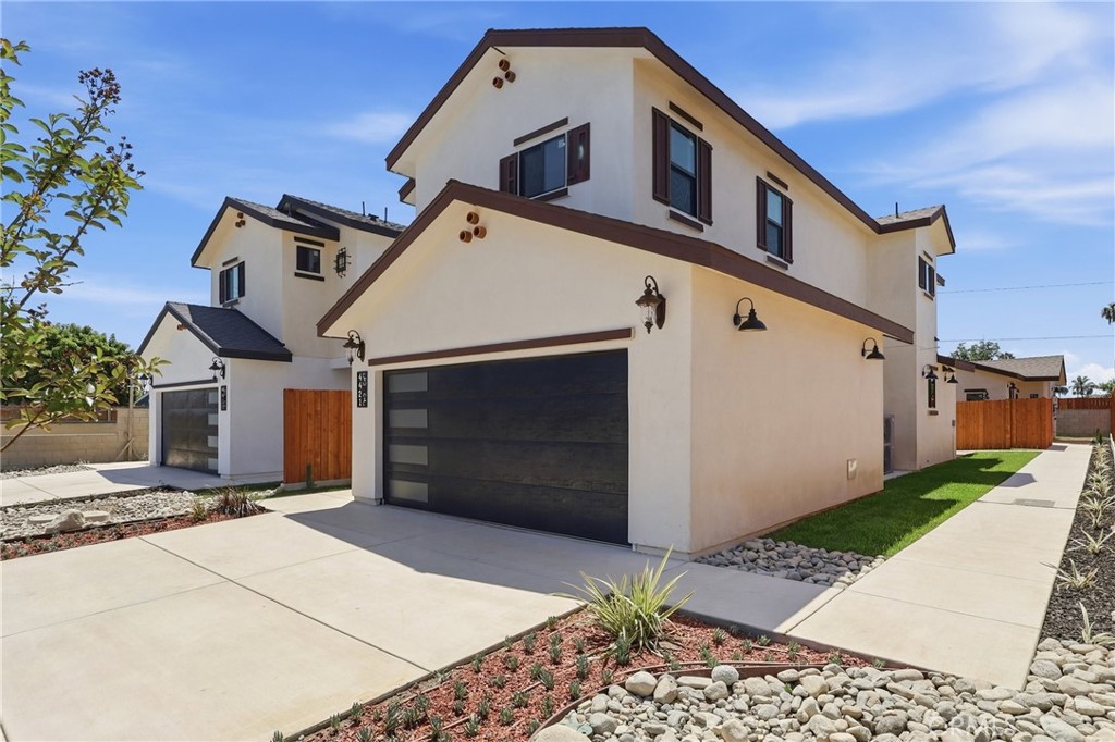 4433 Phelan Property Photo 4