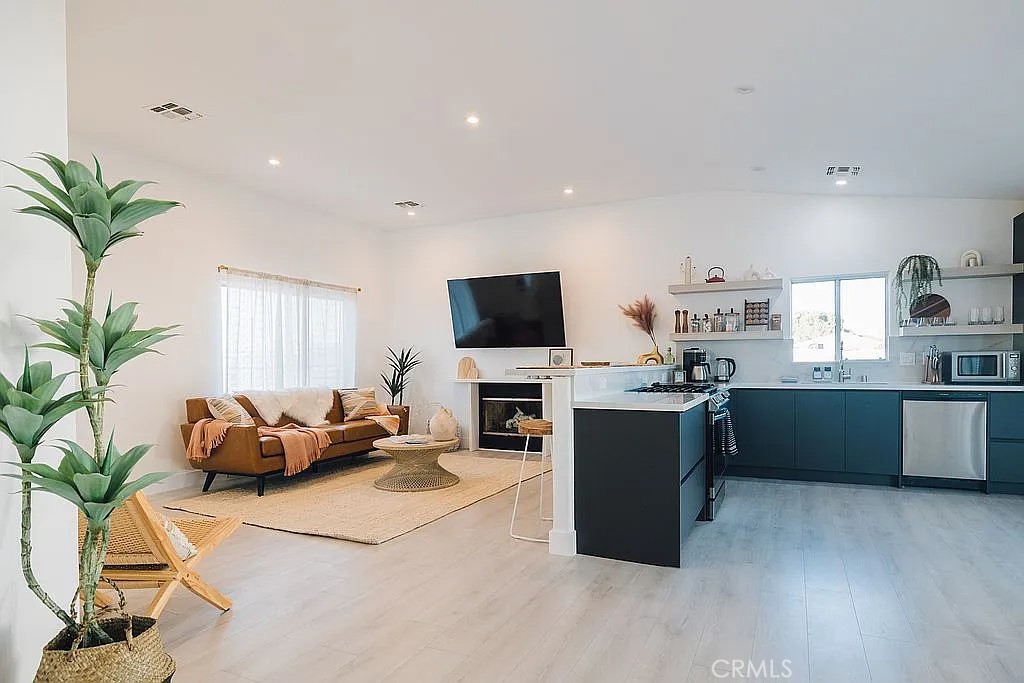 60323 Granada Drive Property Photo 14