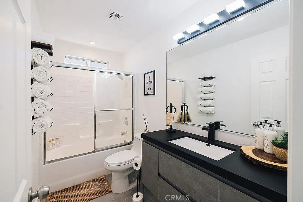 60323 Granada Drive Property Photo 19